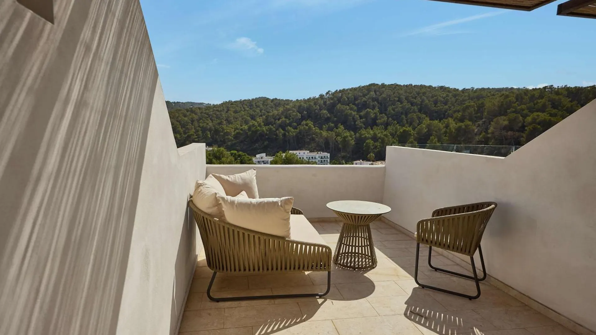 Cala San Miguel Hotel Ibiza, Curio Collection By Hilton, Adults Only Port de Sant Miguel