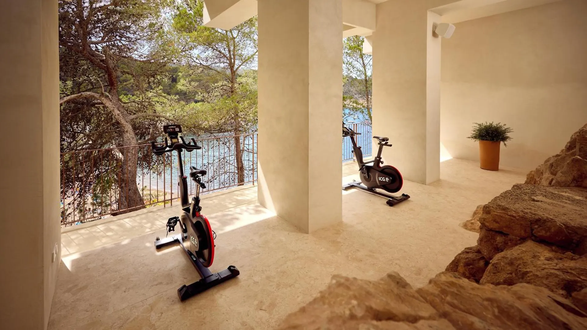 Cala San Miguel Hotel Ibiza, Curio Collection By Hilton, Adults Only Port de Sant Miguel 5*,