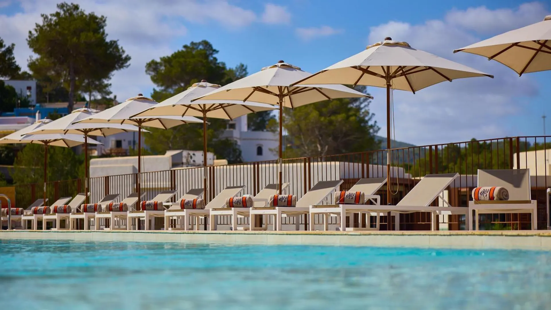 Cala San Miguel Hotel Ibiza, Curio Collection By Hilton, Adults Only Port de Sant Miguel