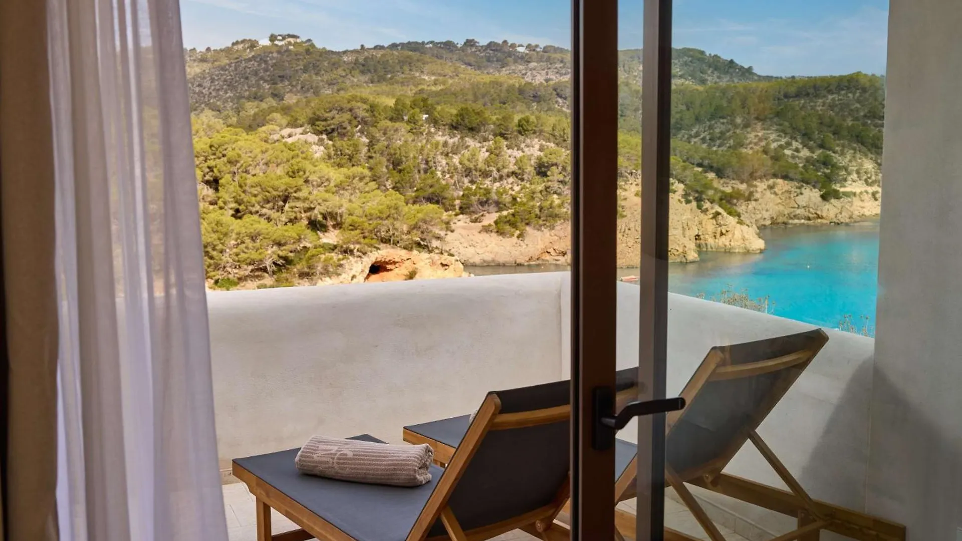 Cala San Miguel Hotel Ibiza, Curio Collection By Hilton, Adults Only Port de Sant Miguel