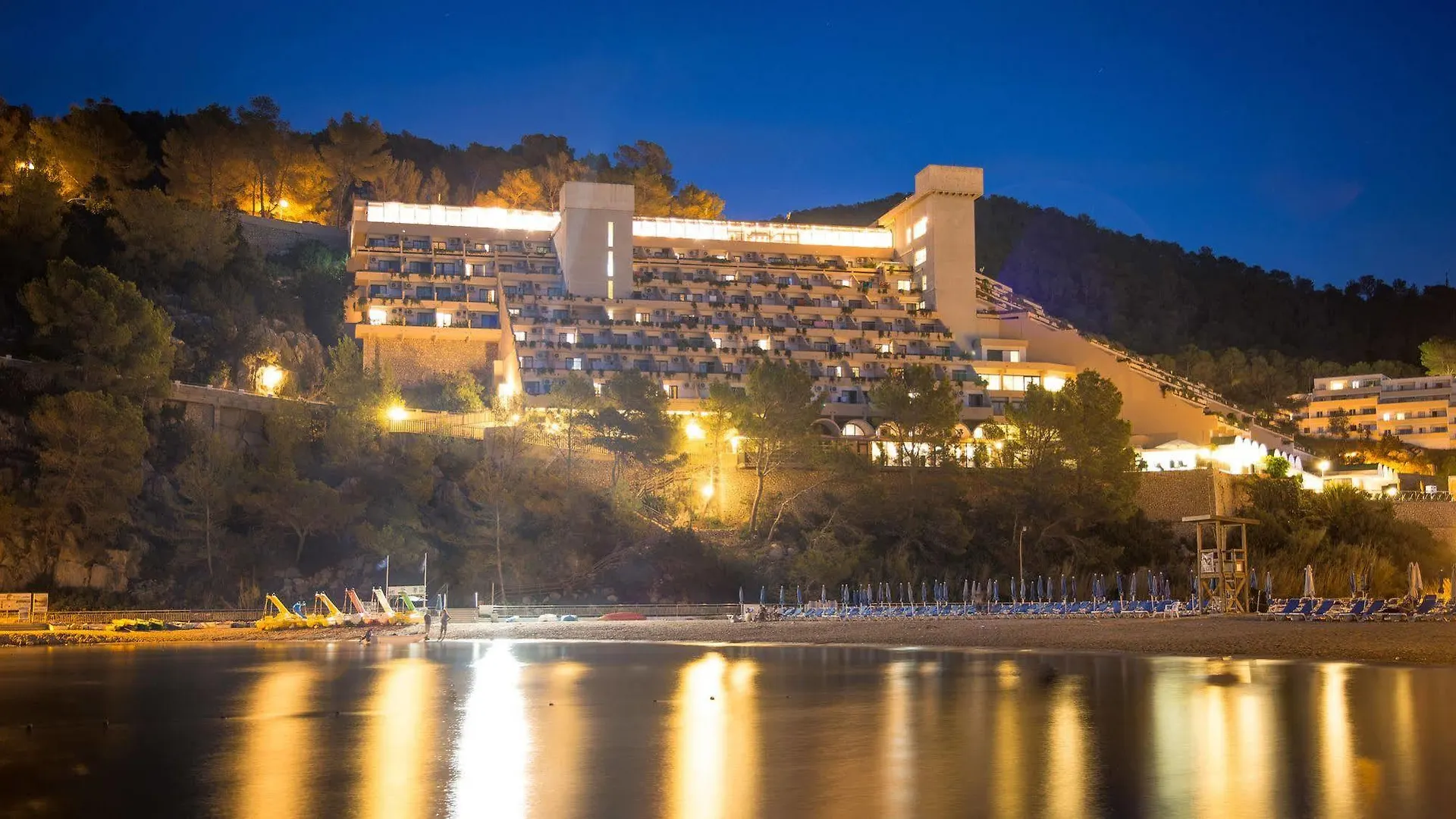 Cala San Miguel Hotel Ibiza, Curio Collection By Hilton, Adults Only Port de Sant Miguel