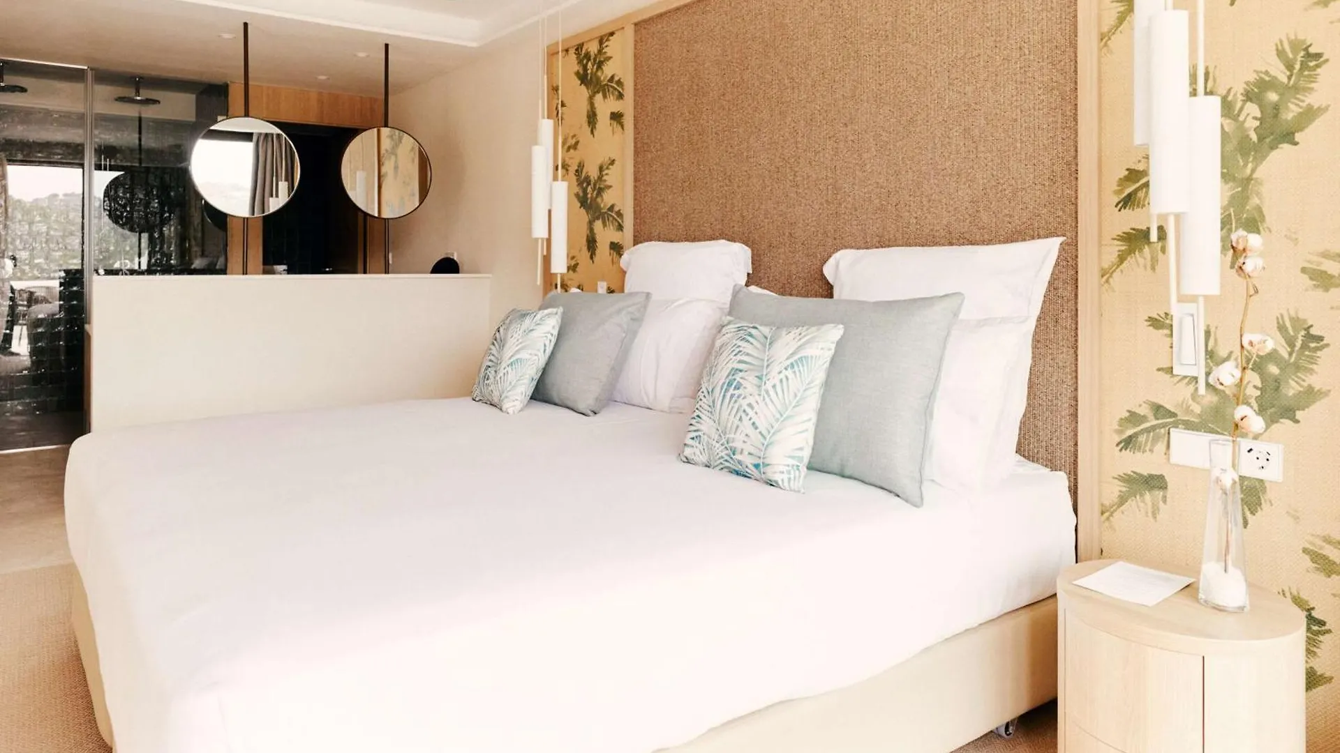 Cala San Miguel Hotel Ibiza, Curio Collection By Hilton, Adults Only Port de Sant Miguel