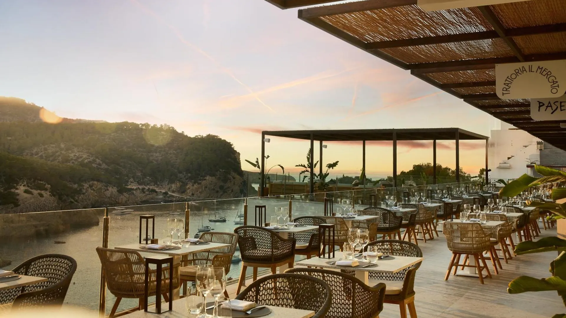 Cala San Miguel Hotel Ibiza, Curio Collection By Hilton, Adults Only Port de Sant Miguel