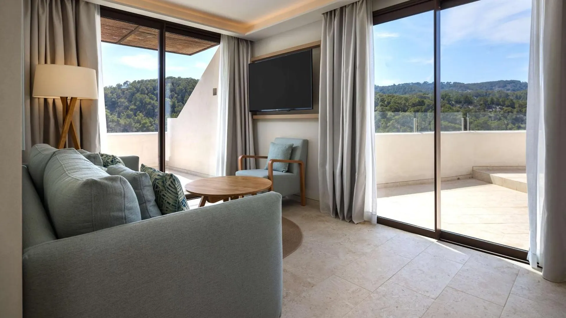 Cala San Miguel Hotel Ibiza, Curio Collection By Hilton, Adults Only Port de Sant Miguel